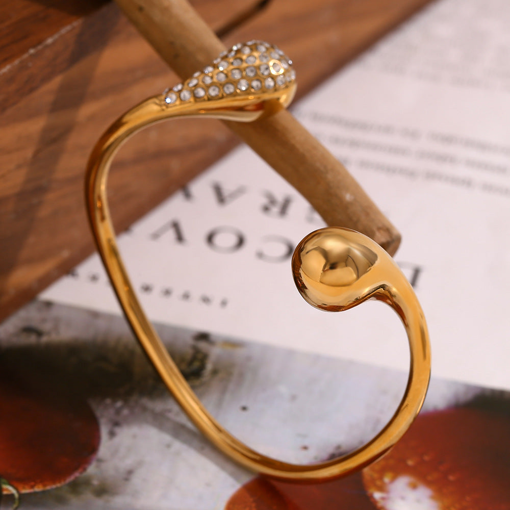 Sculpted Teardrop Pavé Bangle