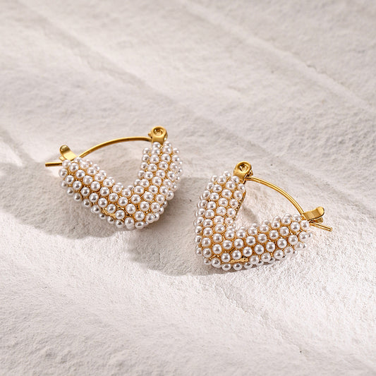 Luxe Pearl V Hoops